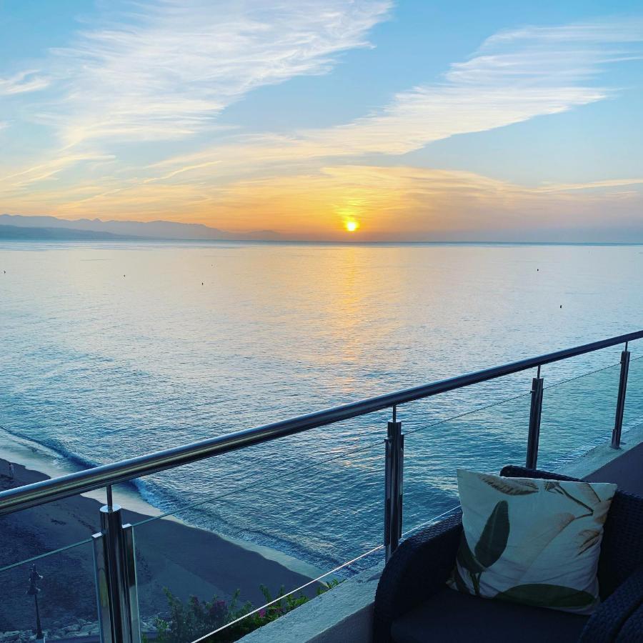 Amazing Frontline Sea Views Studio Apartment Castillo Del Vigia Torremolinos Exterior foto