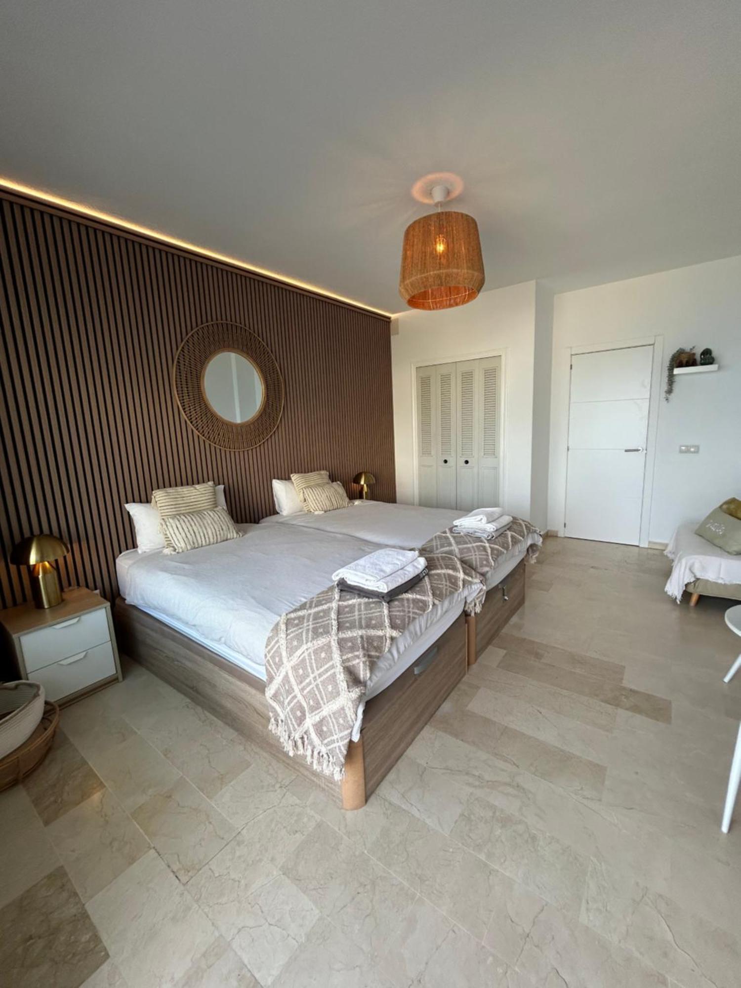 Amazing Frontline Sea Views Studio Apartment Castillo Del Vigia Torremolinos Exterior foto